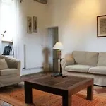 Chateau-lestange Bed & Breakfast