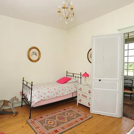 Couette-café Chateau-lestange *