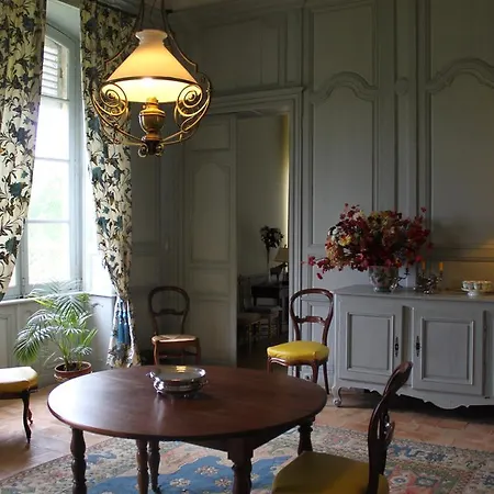 Chateau-lestange Couette-café