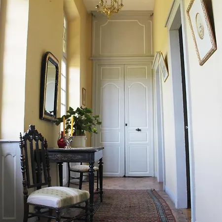 Couette-café Chateau-lestange