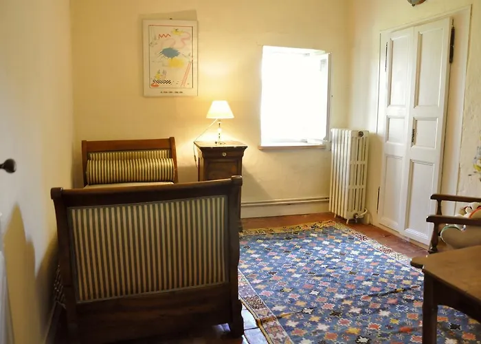 Chateau-lestange Bed & Breakfast